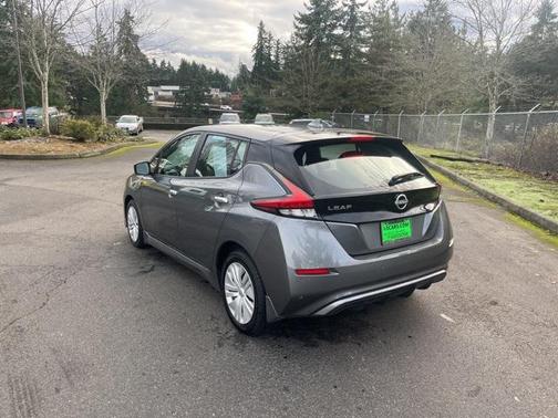 2024 Nissan Leaf S