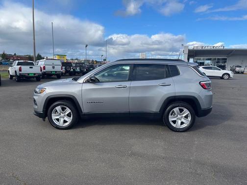 2022 Jeep Compass Latitude