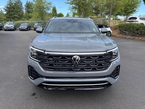 2025 Volkswagen Atlas Cross Sport 2.0T SEL Premium