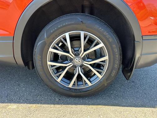 2019 Volkswagen Tiguan 2.0T SEL