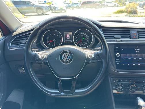 2019 Volkswagen Tiguan 2.0T SEL