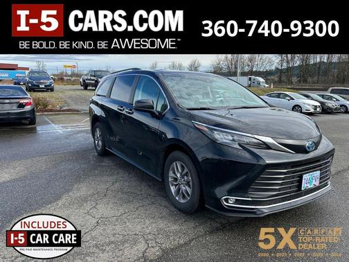 2024 Toyota Sienna XLE