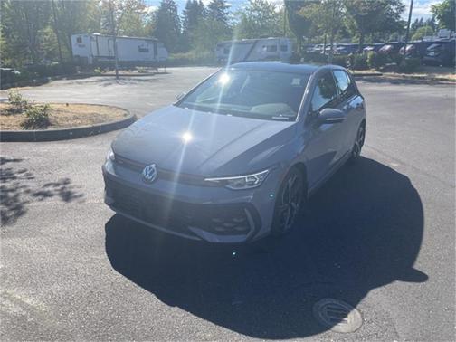 2025 Volkswagen Golf GTI 2.0T SE DSG