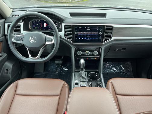 2023 Volkswagen Atlas 3.6L SE w/Technology