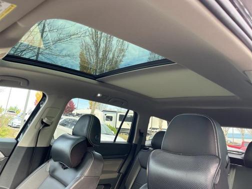 2023 Volkswagen Atlas 3.6L SEL