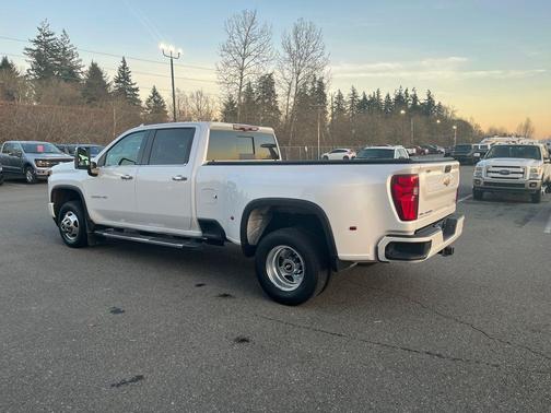 2022 Chevrolet Silverado 3500 High Country
