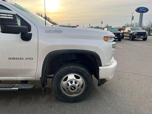 2022 Chevrolet Silverado 3500 High Country