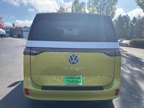 2025 Volkswagen ID. Buzz Pro S Plus with 4MOTION