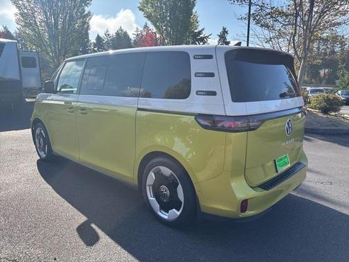 2025 Volkswagen ID. Buzz Pro S Plus with 4MOTION