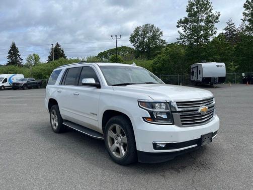 Iridescent Pearl Tricoat 2017 Chevrolet Tahoe Premier