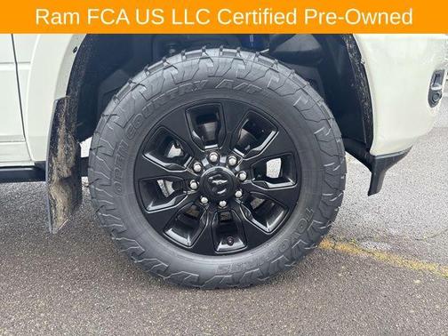 2022 RAM 3500 Limited Crew Cab 4x4 8' Box