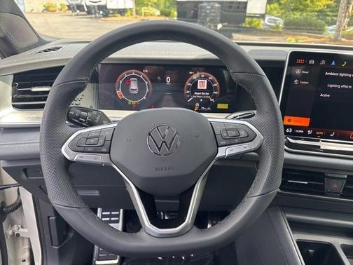 2025 Volkswagen Tiguan 2.0T SE R-Line Black 4MOTION