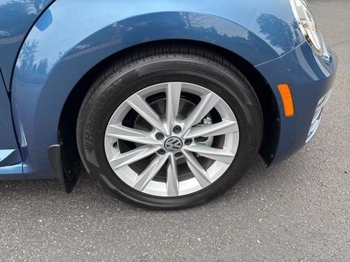 2019 Volkswagen Beetle 2.0T SE