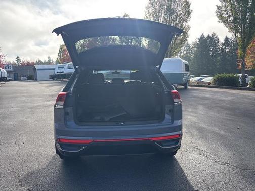 2020 Volkswagen Atlas Cross Sport 2.0T SE w/Technology 4MOTION