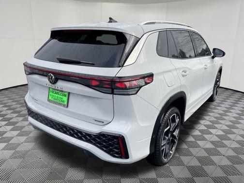 2026 Volkswagen Tiguan 2.0T SEL R-Line 4MOTION