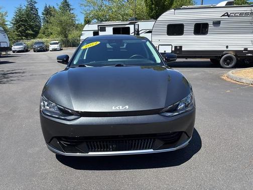 2022 Kia EV6 Light