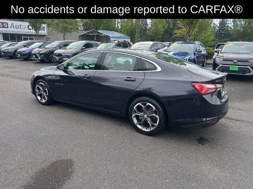 Dark Ash Metallic 2022 Chevrolet Malibu FWD LT