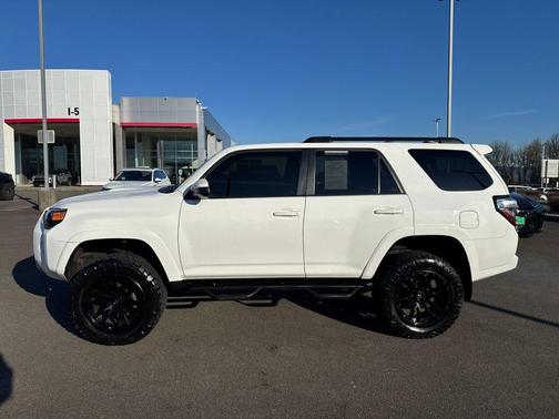 2021 Toyota 4Runner TRD Off Road