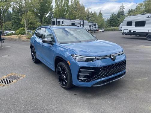 2025 Volkswagen Tiguan 2.0T SE R-Line Black 4MOTION