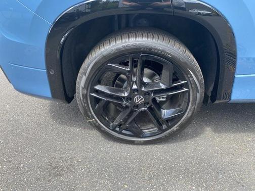 2025 Volkswagen Tiguan 2.0T SE R-Line Black 4MOTION