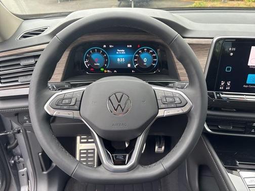 2025 Volkswagen Atlas 2.0T SEL Premium R-Line 4MOTION