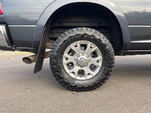 2022 RAM 3500 Laramie Crew Cab 4x4 8' Box