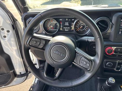 Bright White Clearcoat 2022 Jeep Gladiator Altitude 4x4