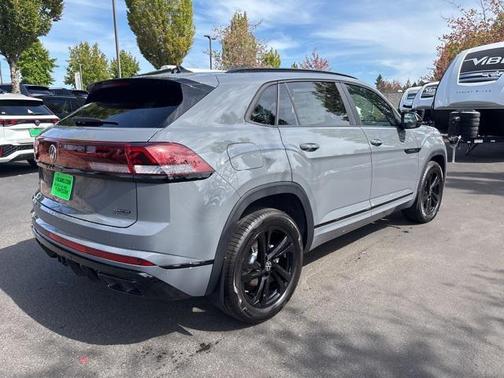 2026 Volkswagen Atlas Cross Sport 2.0T SEL