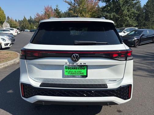 2025 Volkswagen Tiguan 2.0T SEL R-Line 4MOTION