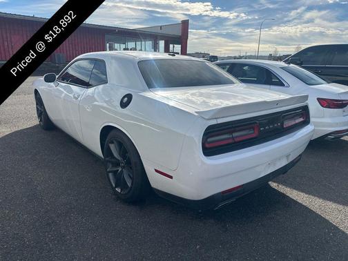2019 Dodge Challenger SXT