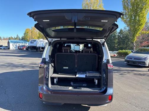 2025 Volkswagen ID. Buzz Pro S Plus with 4MOTION