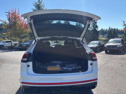 2026 Volkswagen Atlas Cross Sport 2.0T SEL