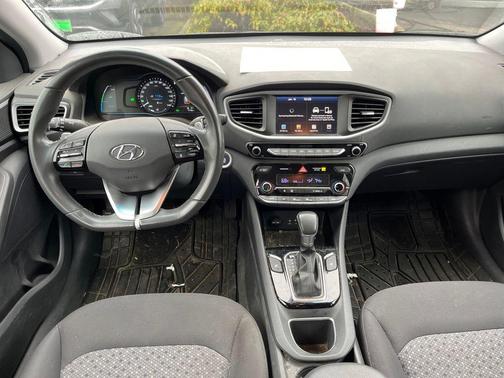 2018 Hyundai IONIQ Hybrid SEL