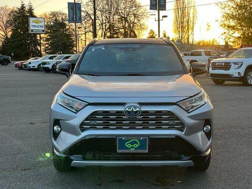 2021 Toyota RAV4 Hybrid SE