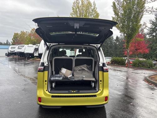 2025 Volkswagen ID. Buzz Pro S Plus with 4MOTION