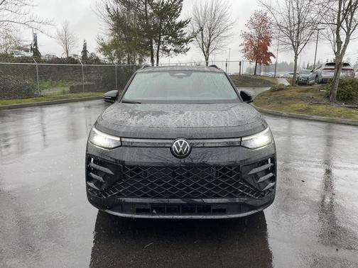 2026 Volkswagen Tiguan 2.0T SE R-Line Black 4MOTION