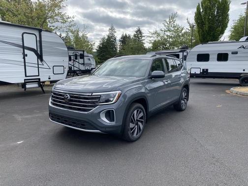 2025 Volkswagen Atlas 2.0T SE w/Technology 4MOTION