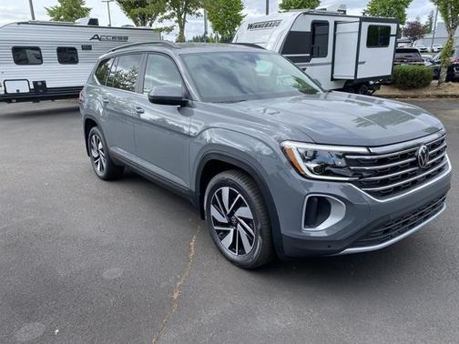 2025 Volkswagen Atlas 2.0T SE w/Technology 4MOTION