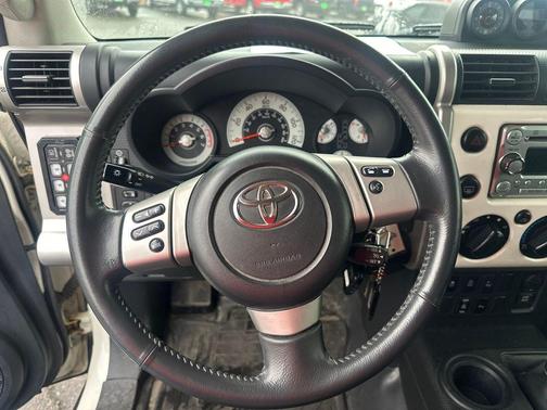 2012 Toyota FJ Cruiser Base