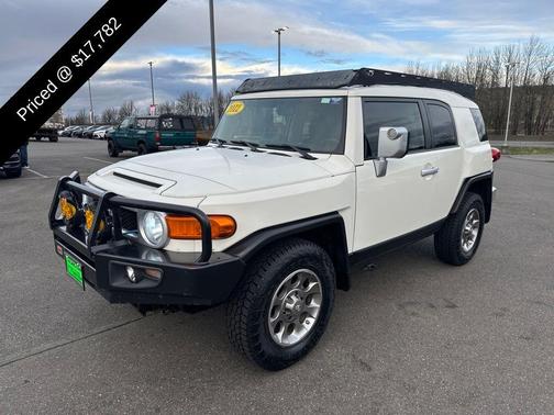 2012 Toyota FJ Cruiser Base