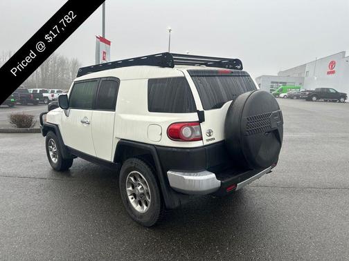 2012 Toyota FJ Cruiser Base