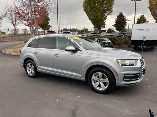 2019 Audi Q7 45 Premium Plus