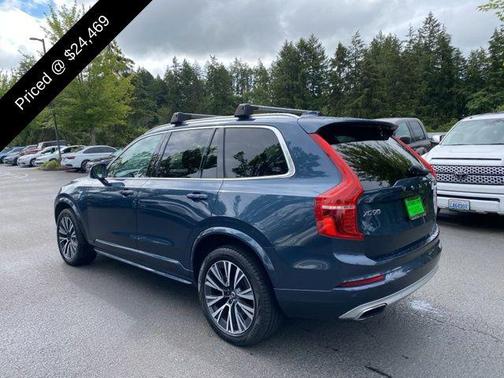 Denim Blue Metallic 2021 Volvo XC90 T5 Momentum