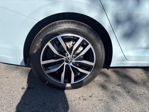 2026 Volkswagen Jetta 1.4T SE