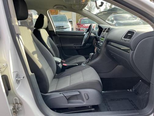 2014 Volkswagen Jetta SportWagen Auto S