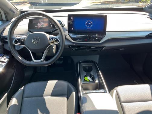 2023 Volkswagen ID.4 Pro