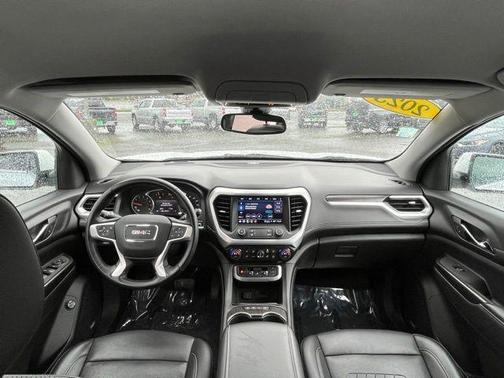 2023 GMC Acadia FWD SLT