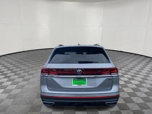 Silver Mist Metallic 2026 Volkswagen Atlas 2.0T SE w/Technology 4MOTION