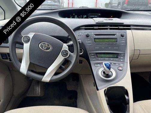 2010 Toyota Prius II