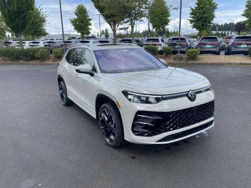 2025 Volkswagen Tiguan 2.0T SEL R-Line 4MOTION